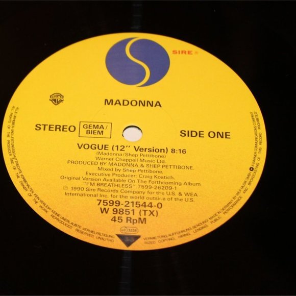 RARE Madonna Vogue 12" Record Maxi Single Vinyl w/ Rare Banned Poster - Picture 6 of 10